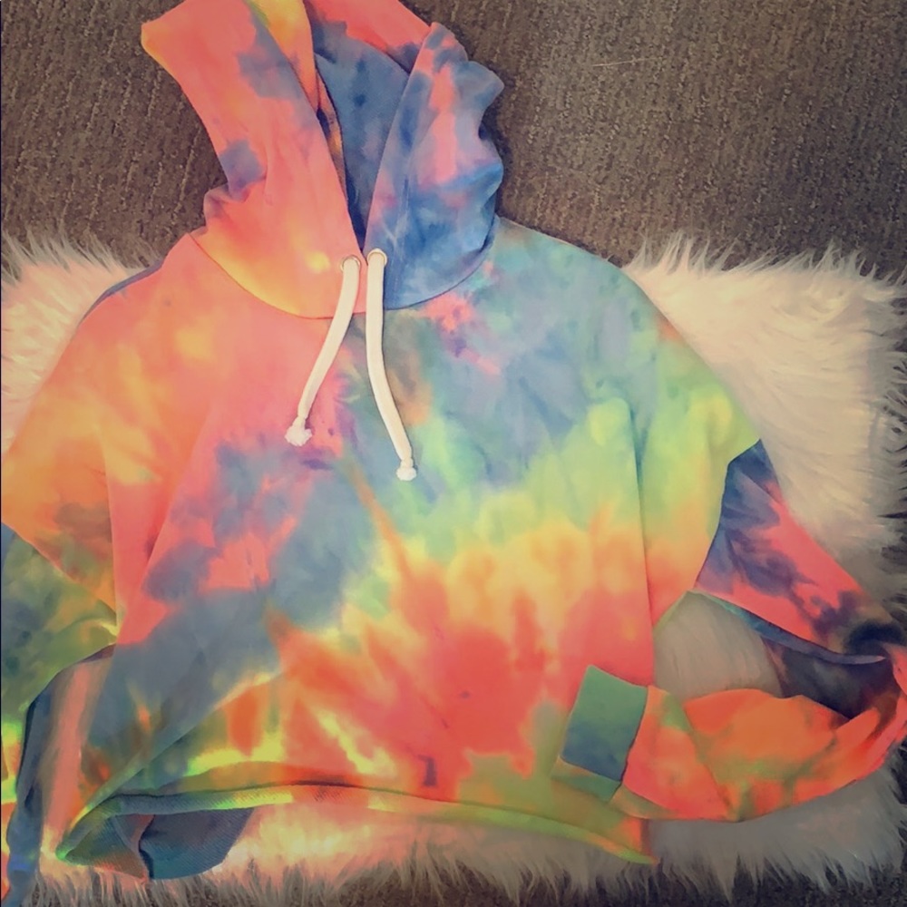 Tie dye crop top hoodie